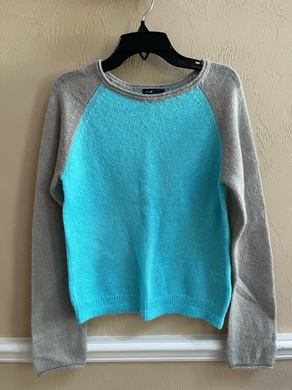 GAP Aqua and Heather Gray Raglan Sweater